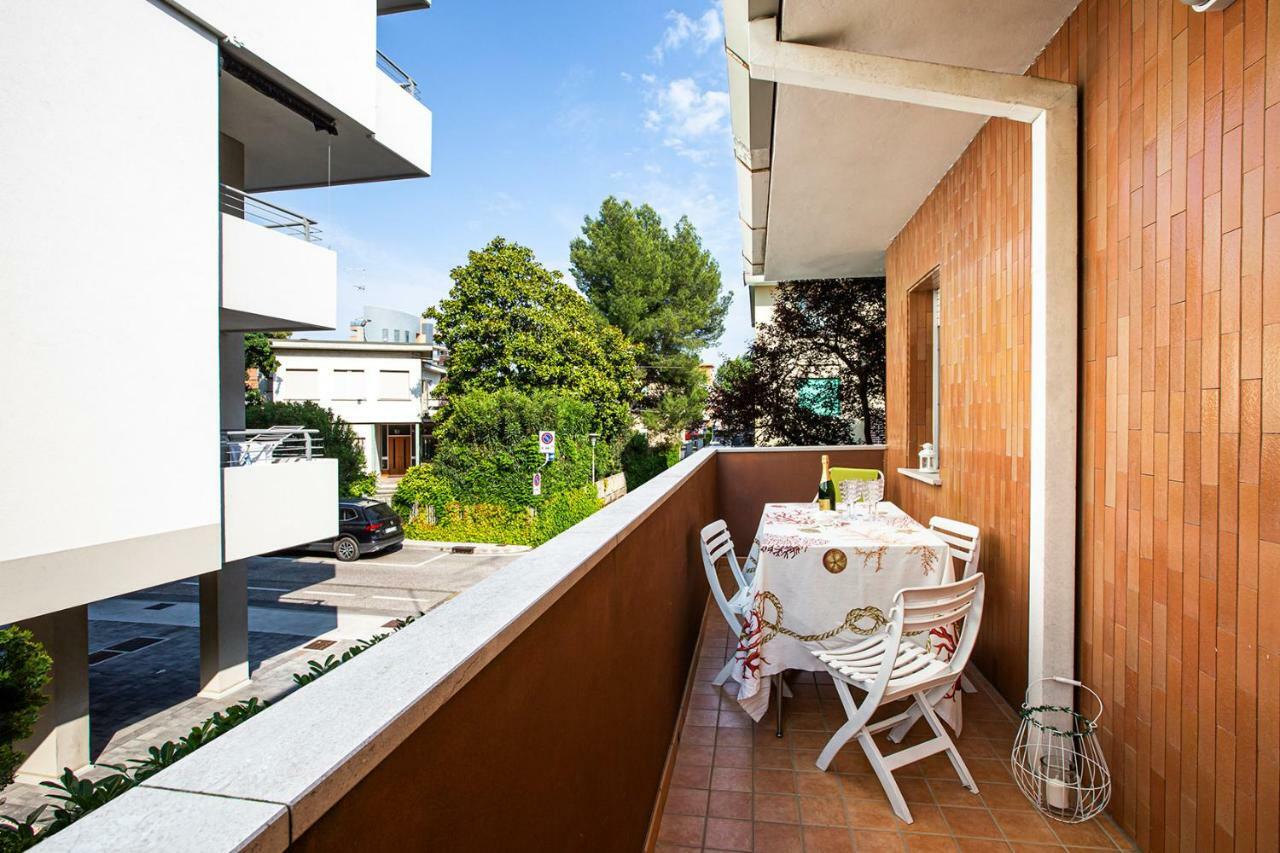 Villa Lina Lignano Sabbiadoro Exterior foto